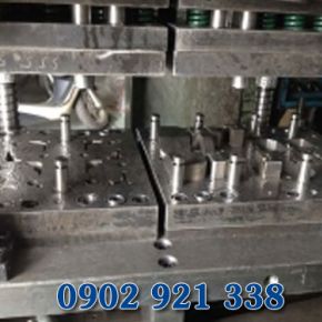 Mẫu khuôn dập liên hoàn 07