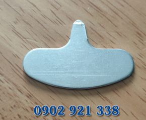 Dụng cụ tách hạt macca, óc chó,...